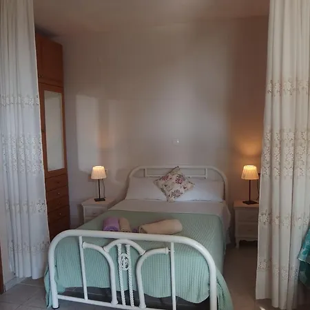 Iris Сasa de vacaciones Vrasná